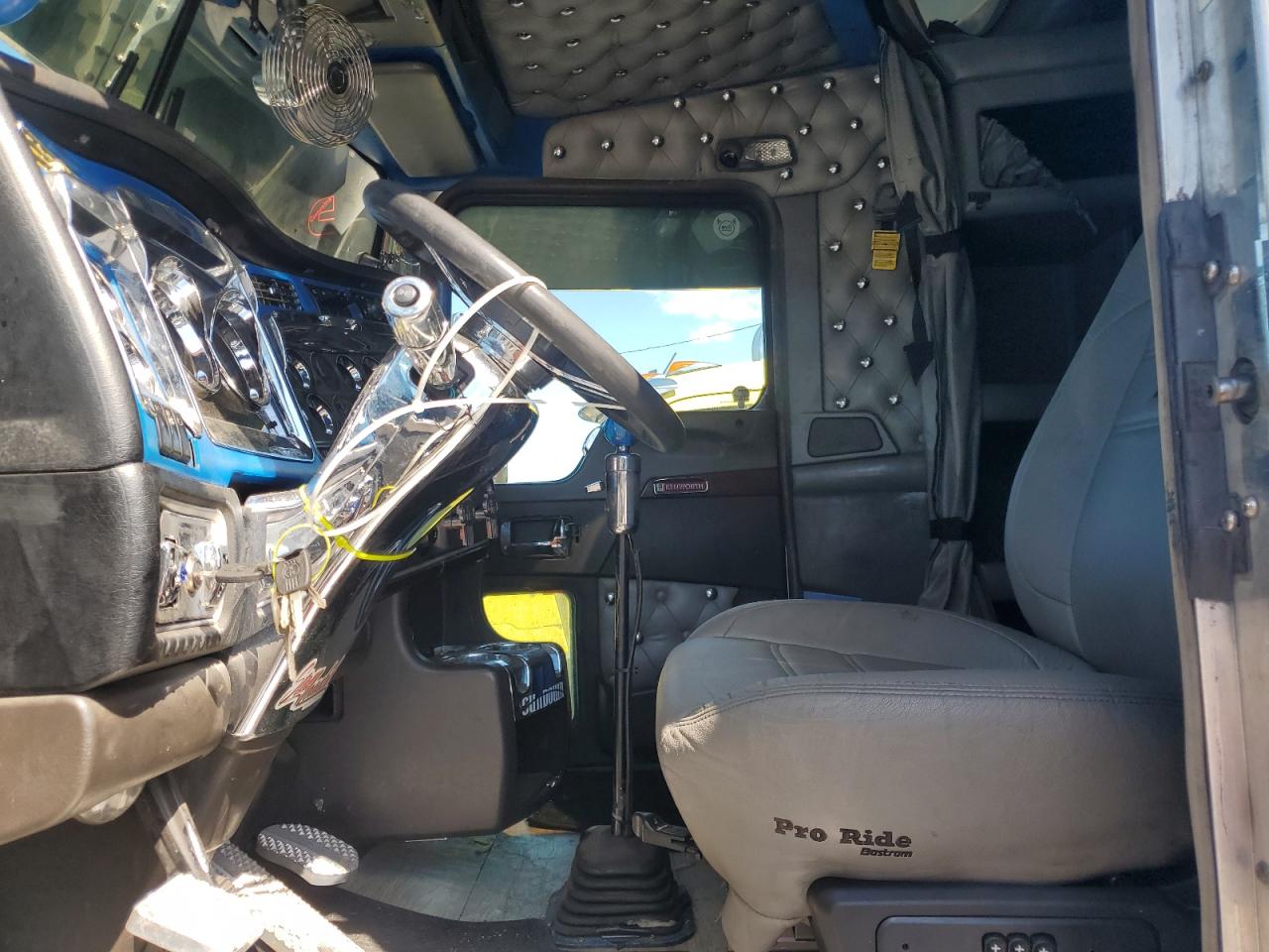 2013 KENWORTH All other VIN 1XKAD49X5DJ366797 photo 5
