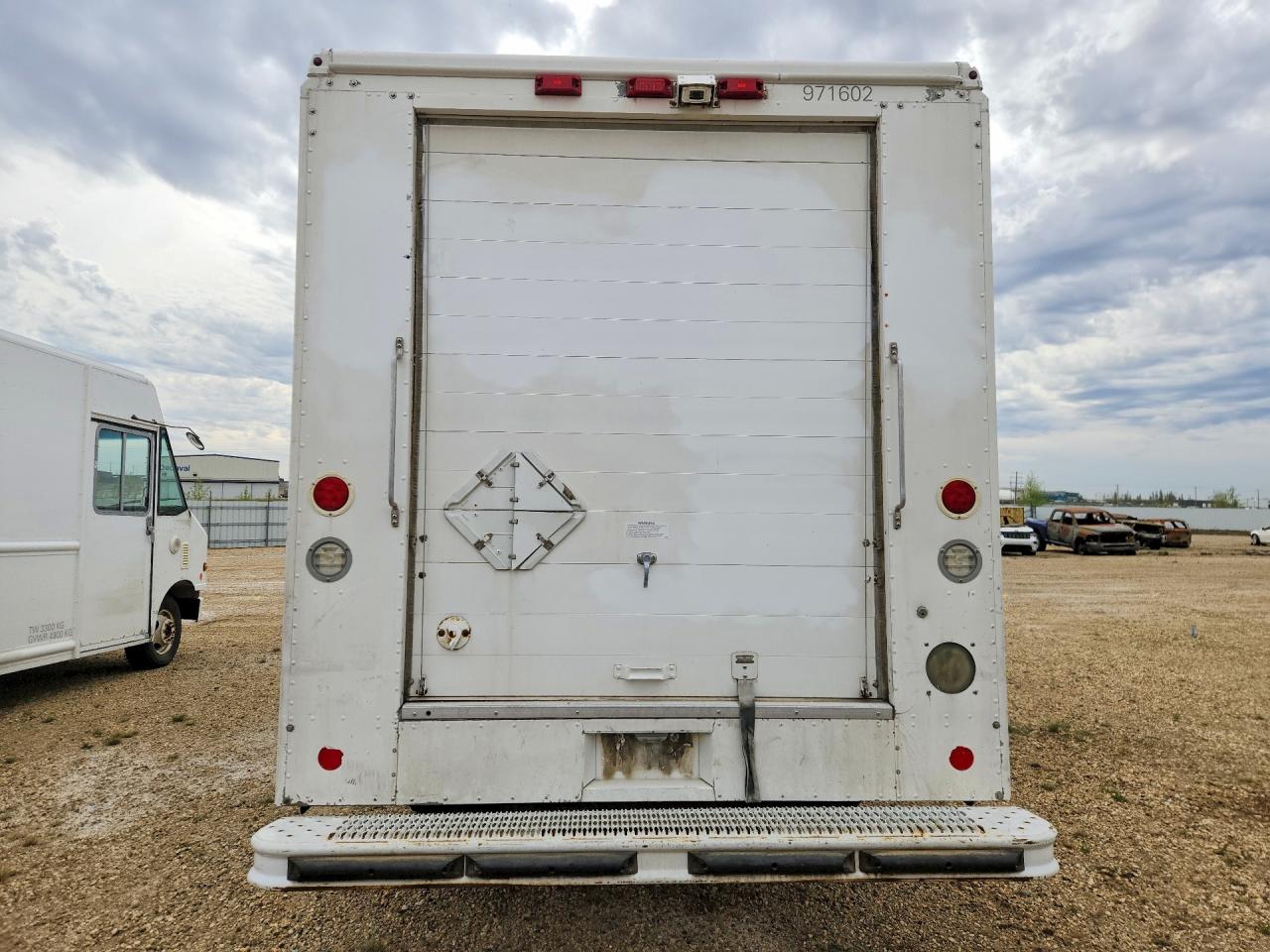 2009 FREIGHTLINER All other VIN 4UZAANDU19CAF1878 photo 6