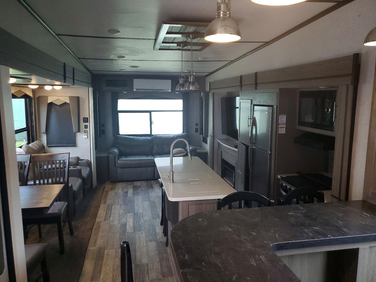 2021 KEYSTONE Trailer VIN 4YDF37021M6360714 photo 6