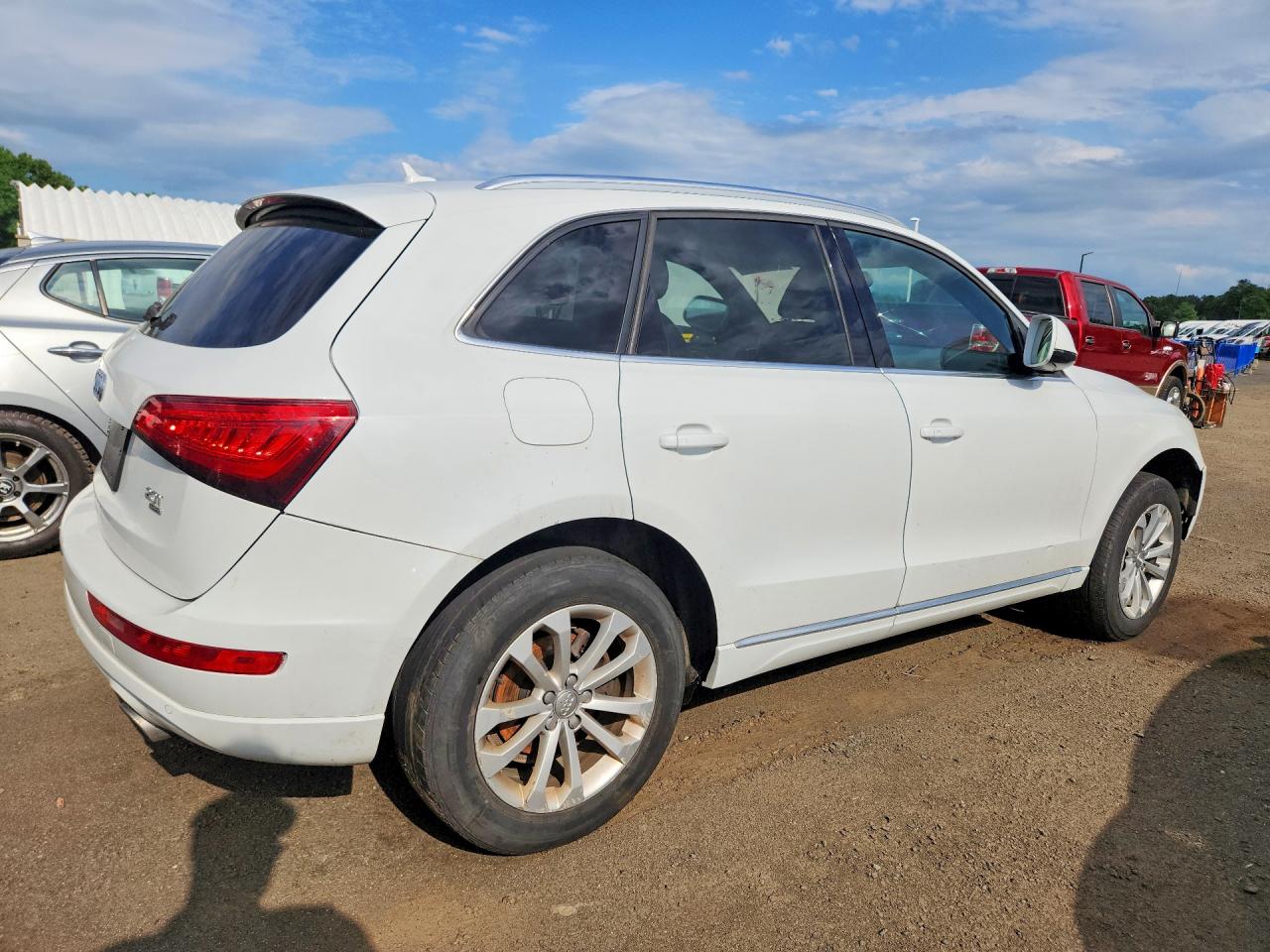 2014 Audi Q5 VIN WA1LFAFP4EA004487 photo 3