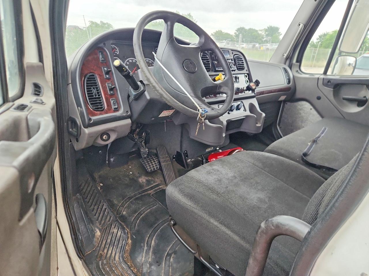 2020 FREIGHTLINER All other VIN 3ALACWFB1LDLZ2803 photo 8