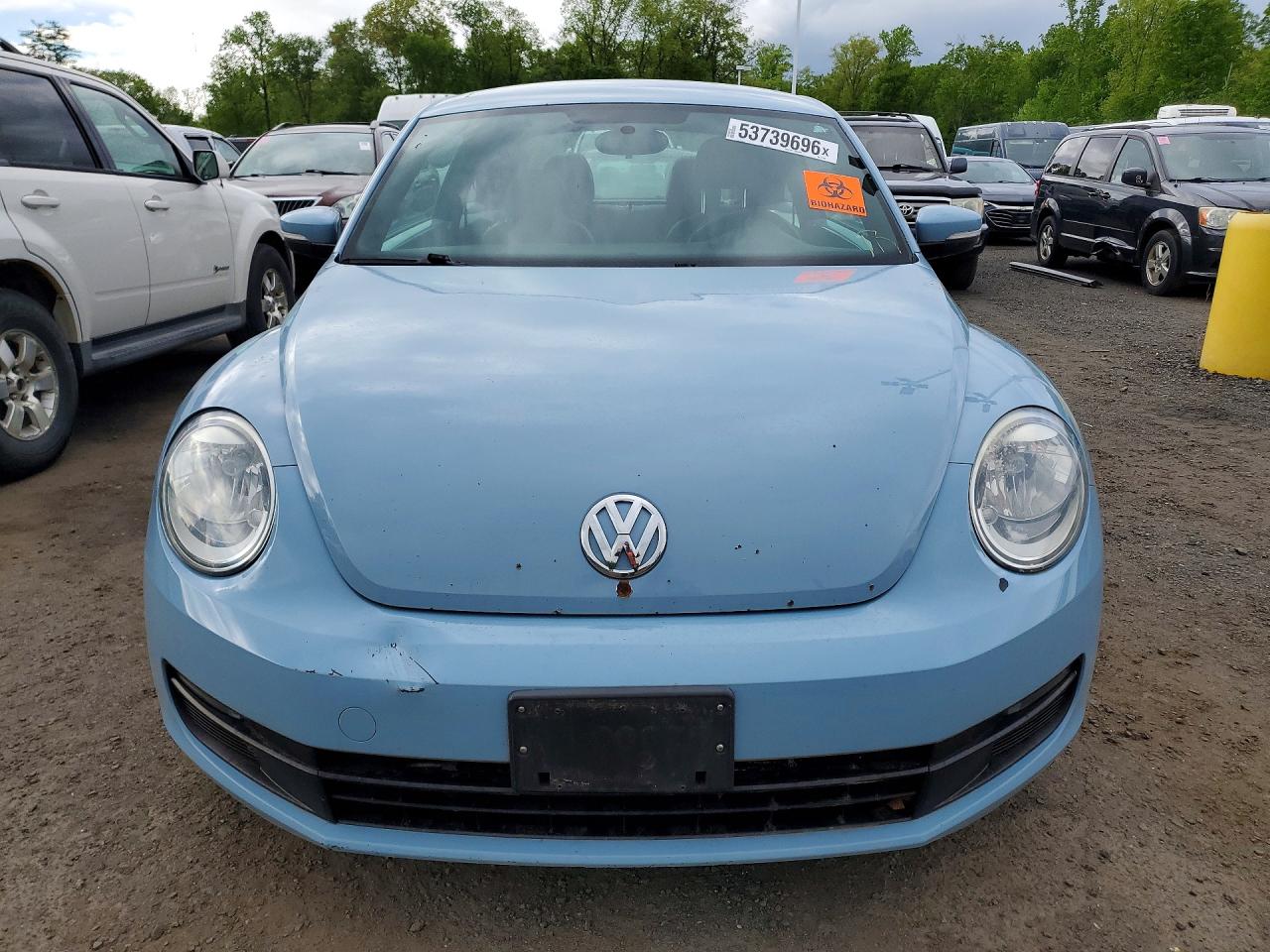 2013 Volkswagen Beetle VIN 3VWJP7AT7DM611080 photo 5