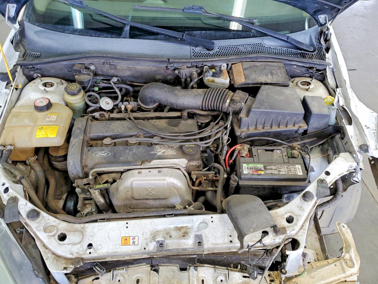 2004 Ford Focus VIN 1FAHP34364W178105 photo 11