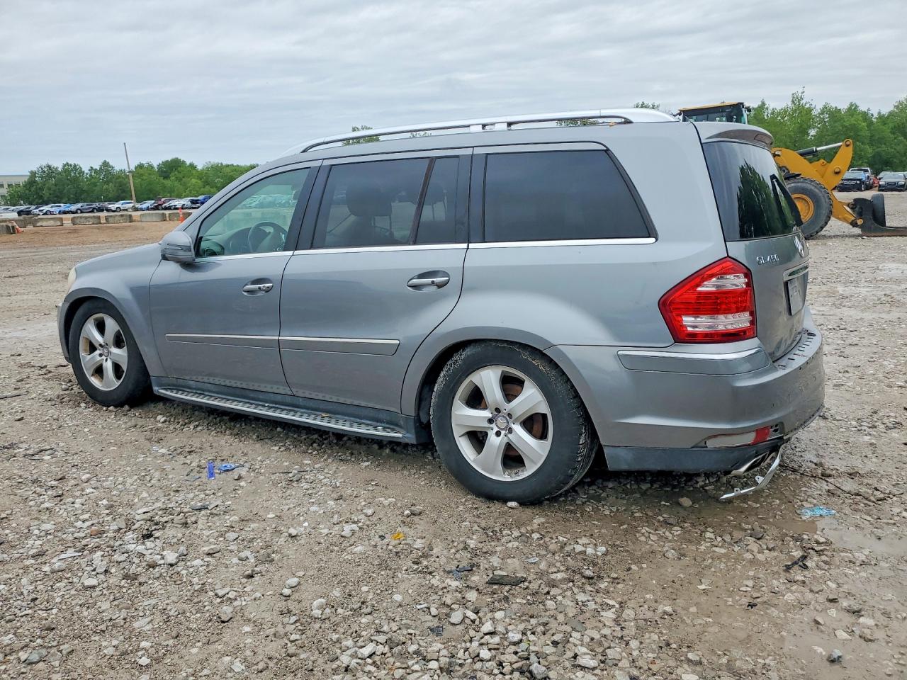 2012 Mercedes-Benz Gl-class VIN 4JGBF7BE2CA781025 photo 2