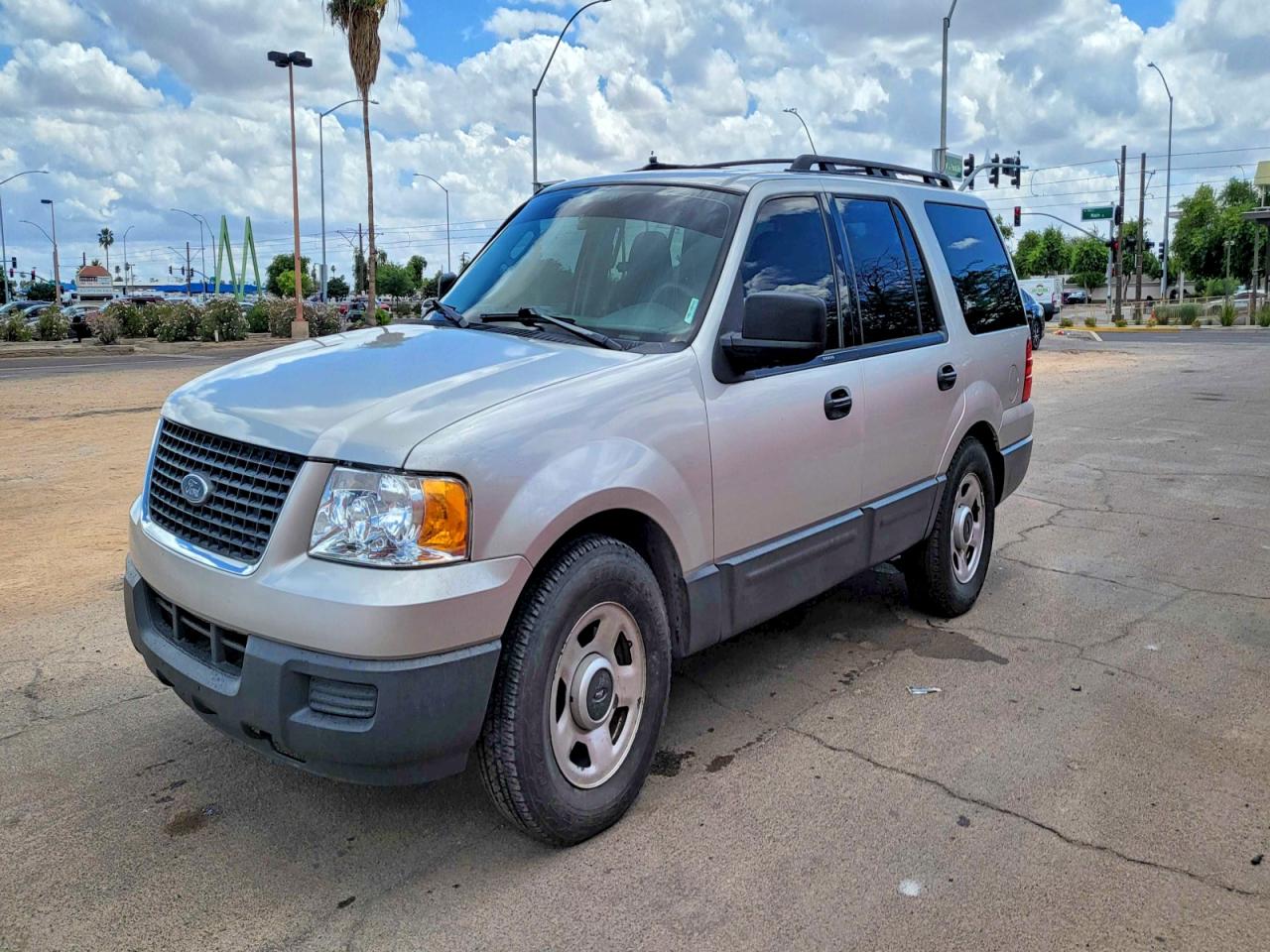 2004 FORD Expedition VIN 1FMRU13W64LB74351 photo 2