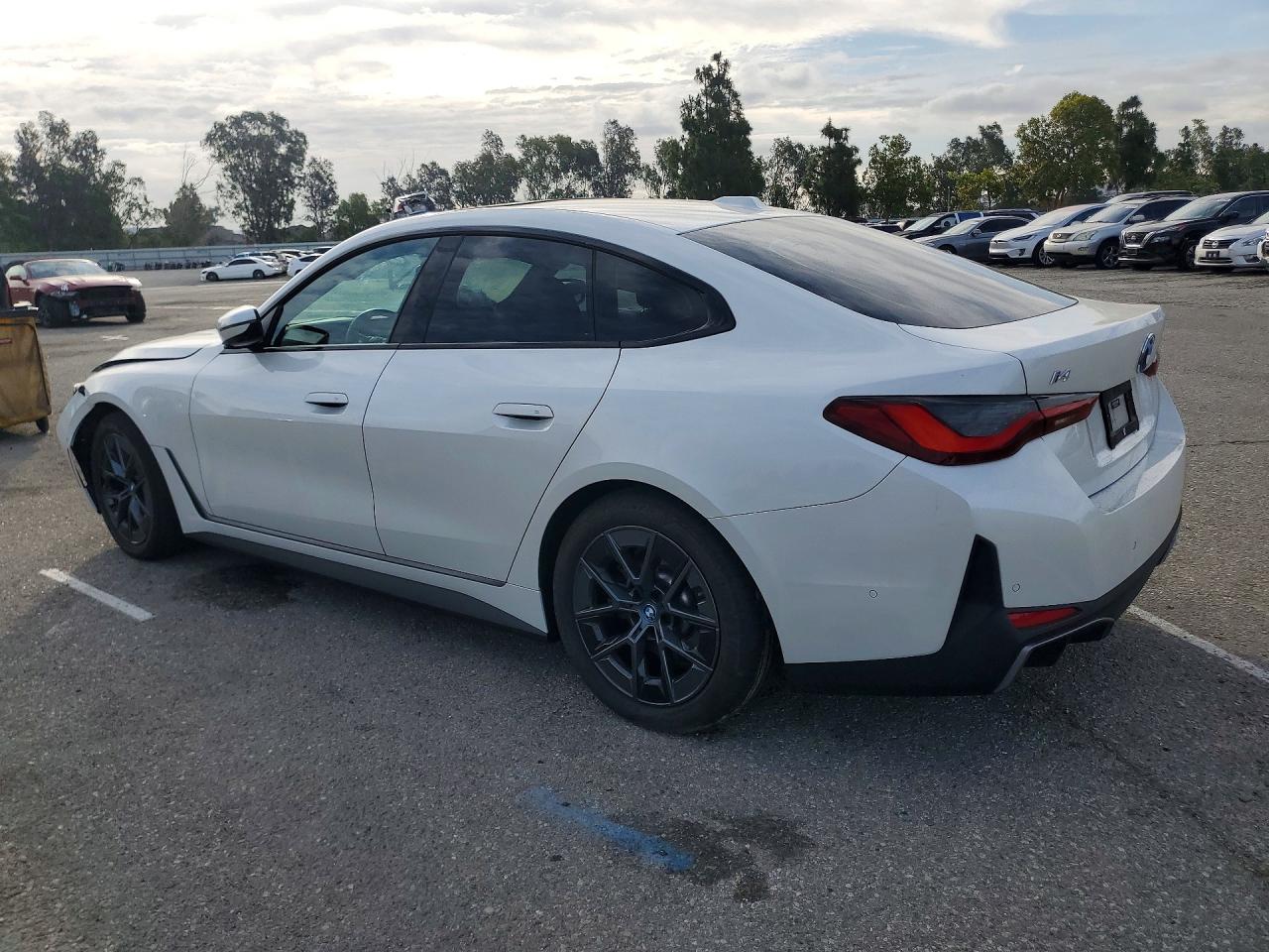 2023 BMW All other VIN WBY73AW06PFP74682 photo 2