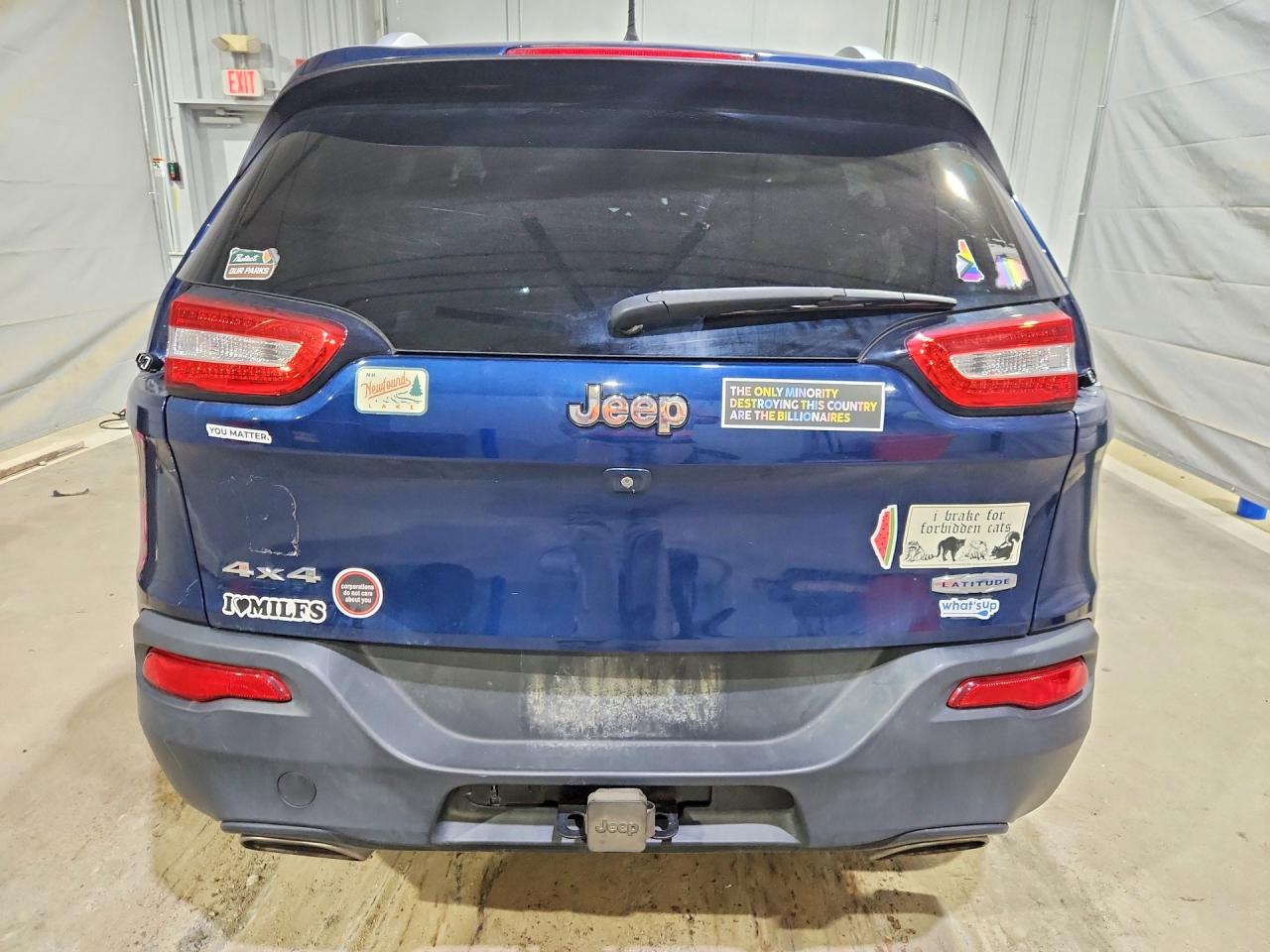 2018 Jeep Cherokee VIN 1C4PJMLX5JD522306 photo 6