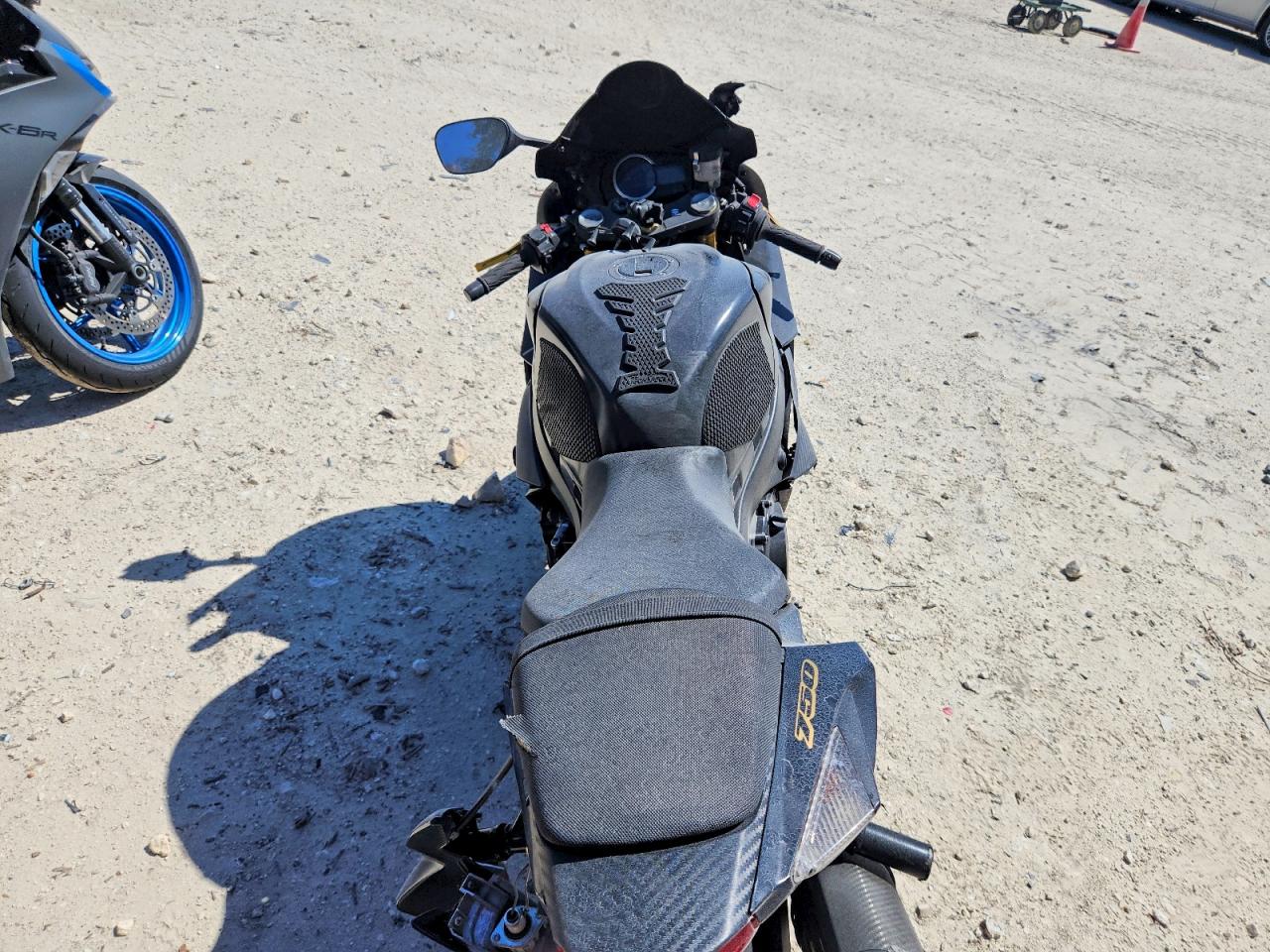 2014 SUZUKI Gsxr750 VIN JS1GR7MA7E2101395 photo 6