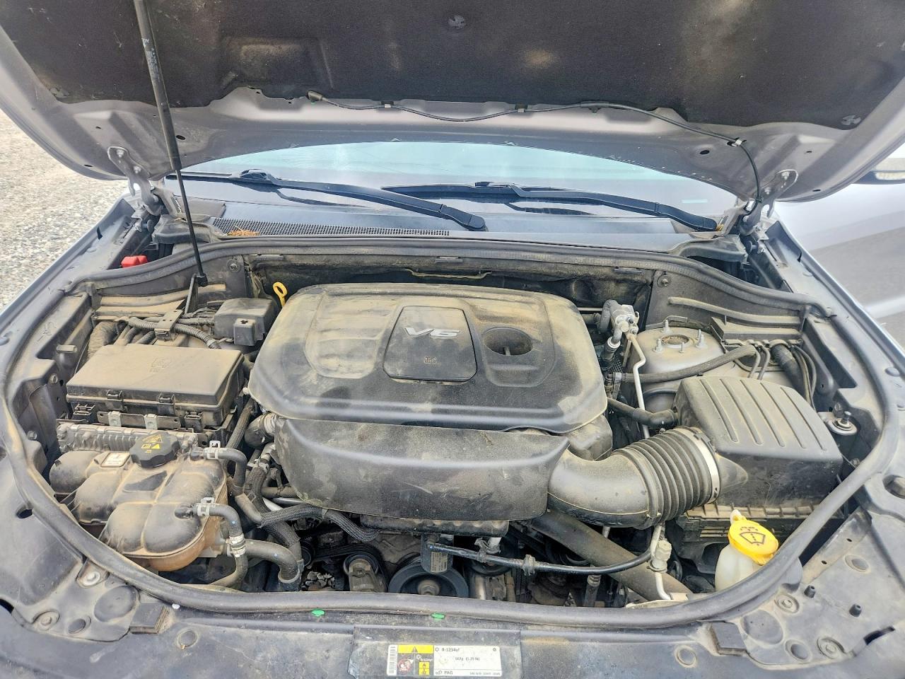 2018 Jeep Cherokee VIN 1C4RJFBG5JC308573 photo 12