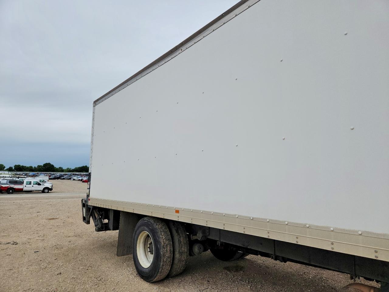 2016 FREIGHTLINER All other VIN 1FVACWDT9GHGY5475 photo 6
