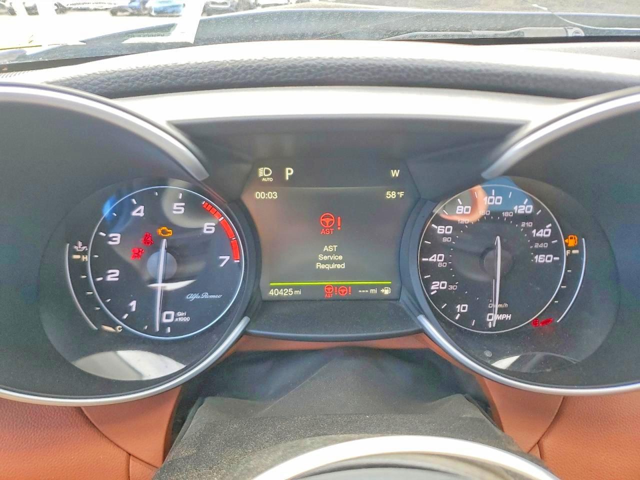 2019 Alfa Giulia VIN ZARFANBN0K7622062 photo 9