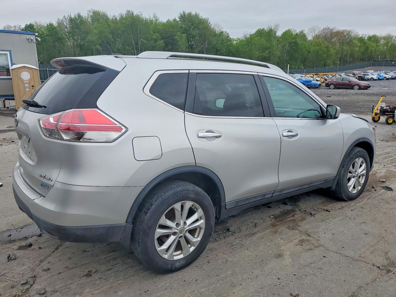 2014 Nissan Rogue VIN 5N1AT2MV9EC853933 photo 3
