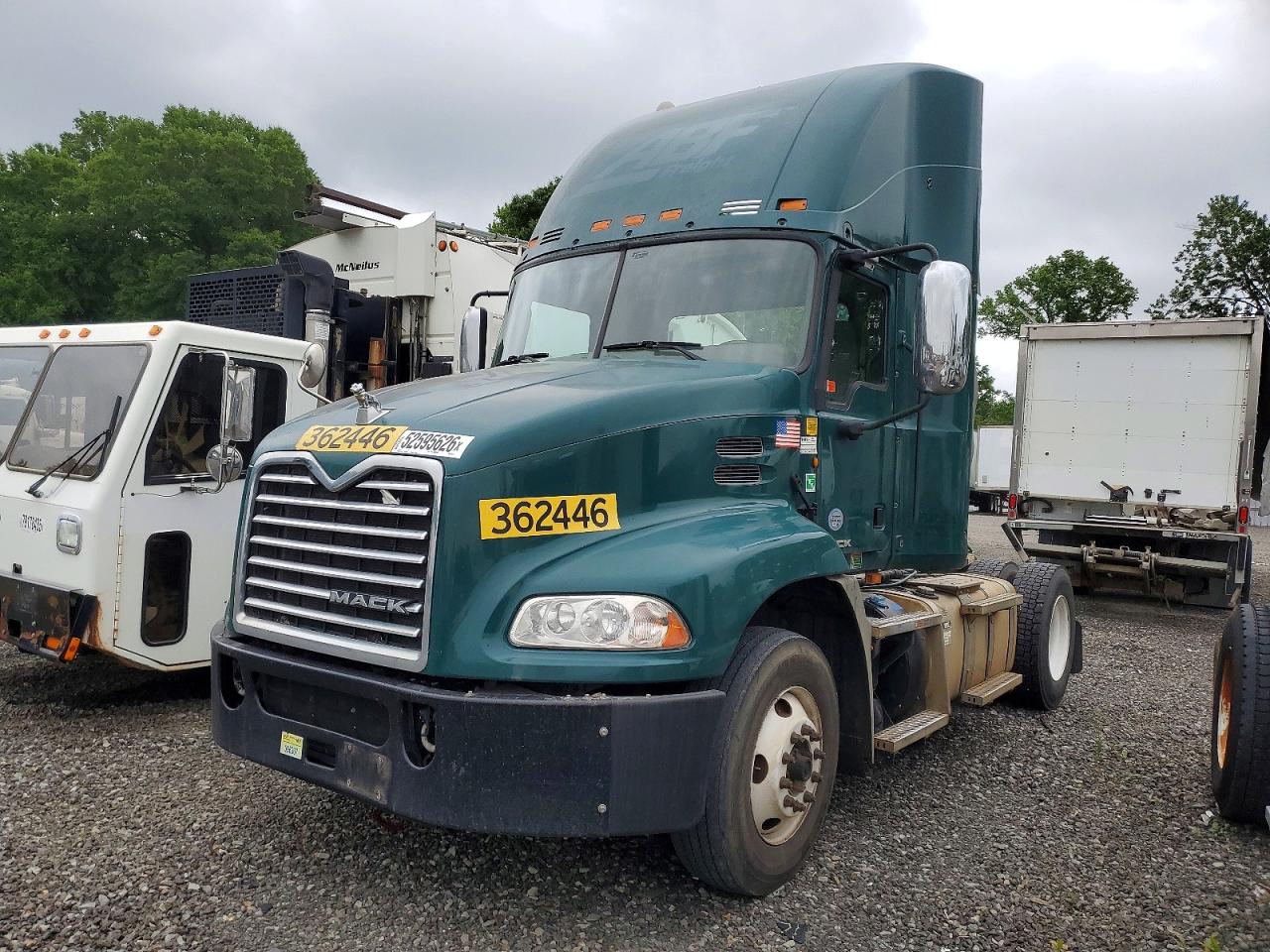 2017 MACK All other VIN 1M1AW01X2HM009754 photo 2