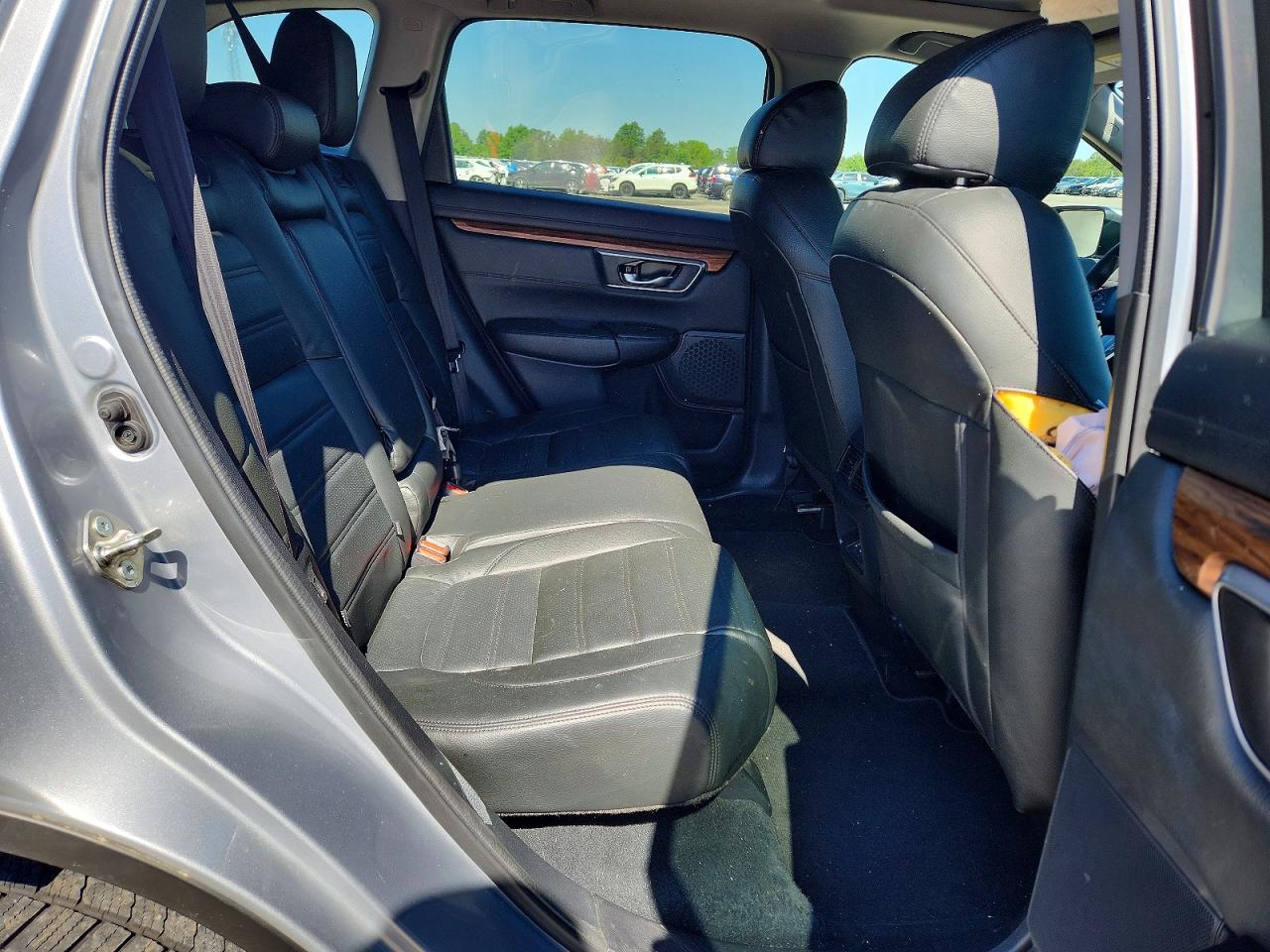 2018 Honda Crv VIN 2HKRW2H59JH644425 photo 11