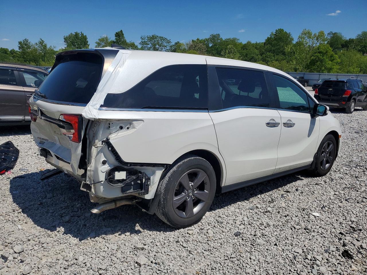 2024 Honda Odyssey VIN 5FNRL6H5XRB009210 photo 3