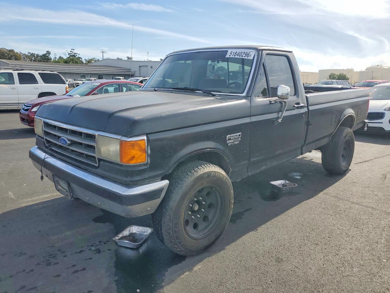 1990 Ford F250 VIN 2FTHF25M9LCA61966 photo 1
