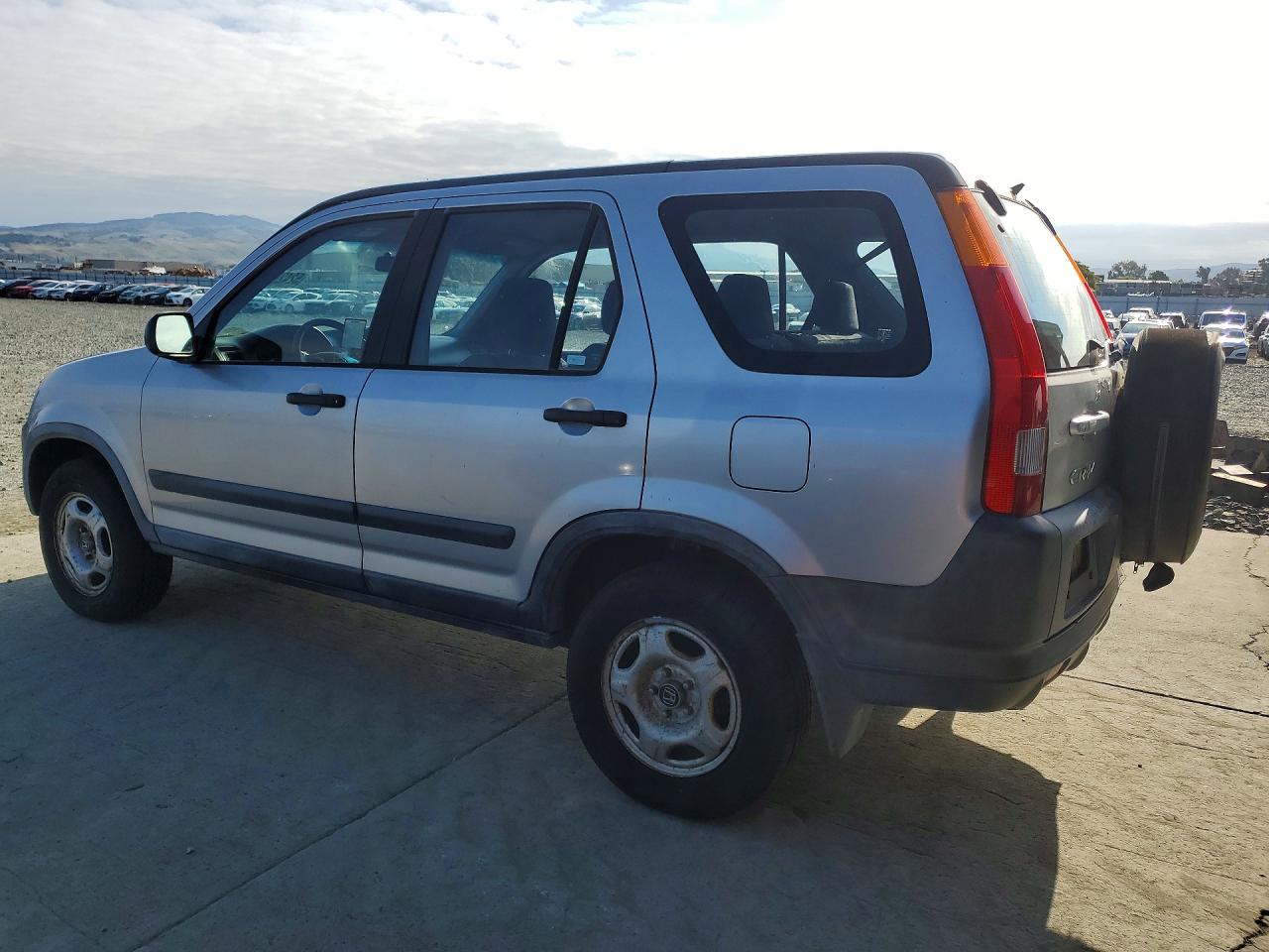 2004 Honda Crv VIN JHLRD68494C018400 photo 2