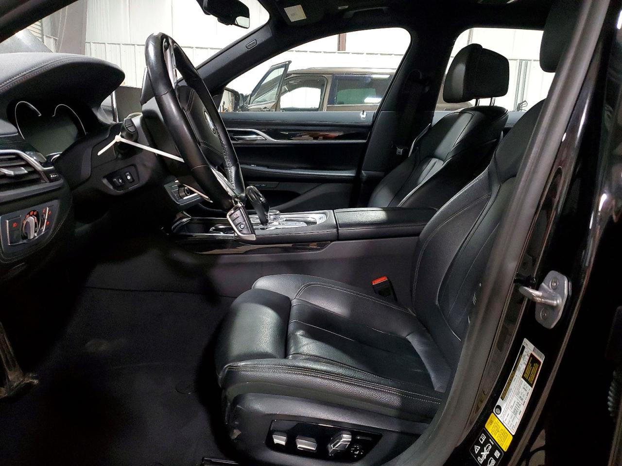 2019 BMW 7 series VIN WBA7E4C56KGV28731 photo 7