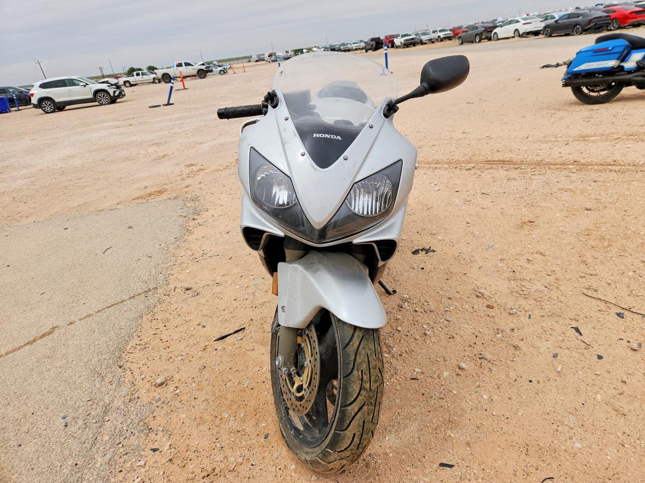 2001 Honda Cbr cycle VIN JH2PC35001M211121 photo 2