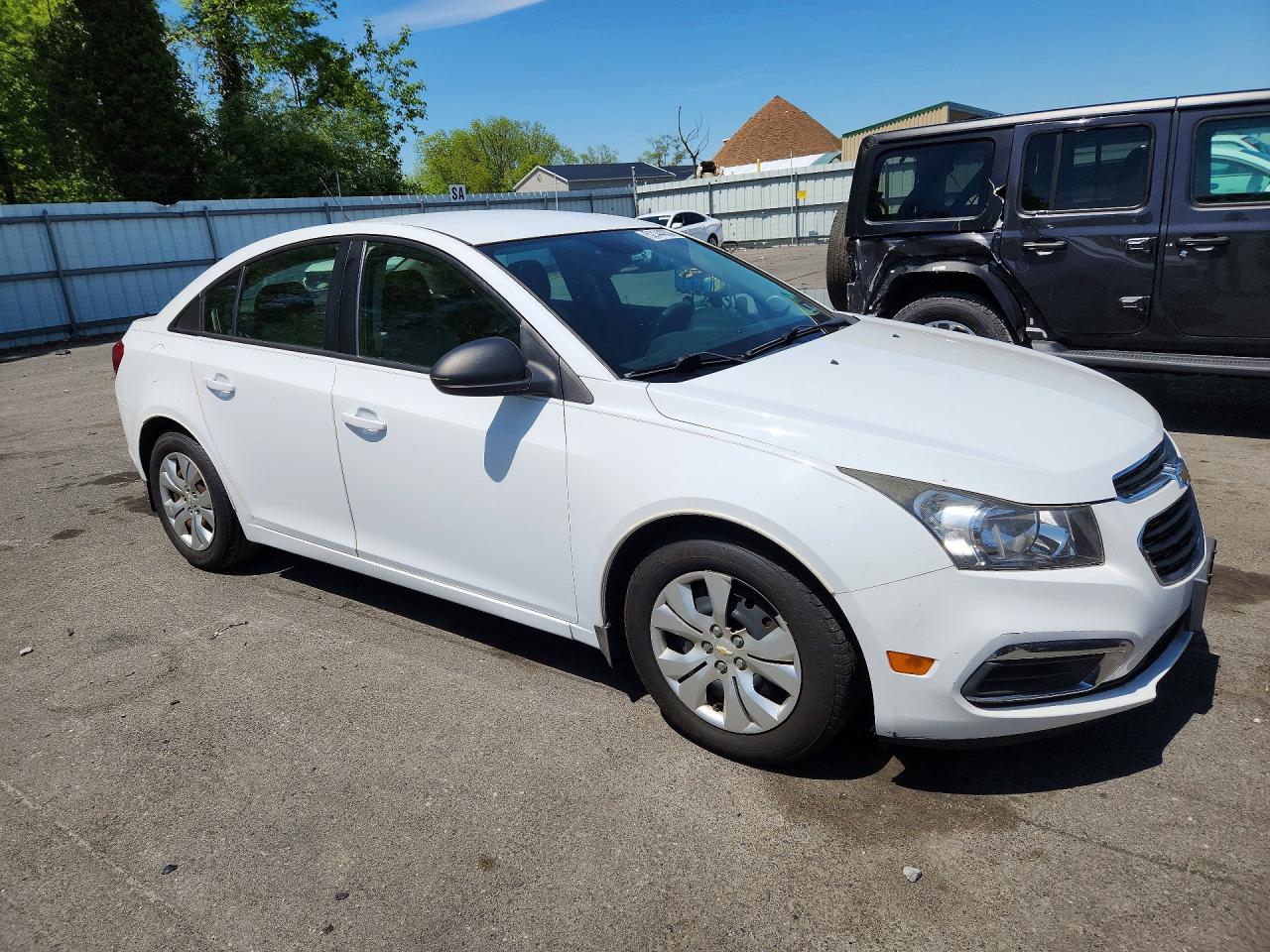2016 Chevrolet Cruze VIN 1G1PC5SG3G7102352 photo 4