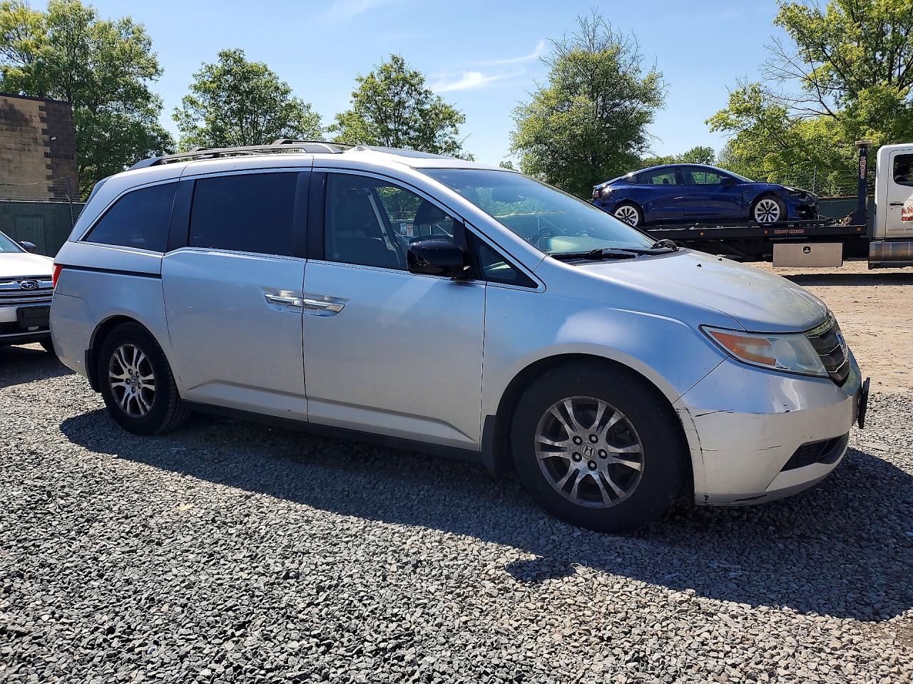 2011 Honda All models VIN 5FNRL5H61BB043898 photo 4