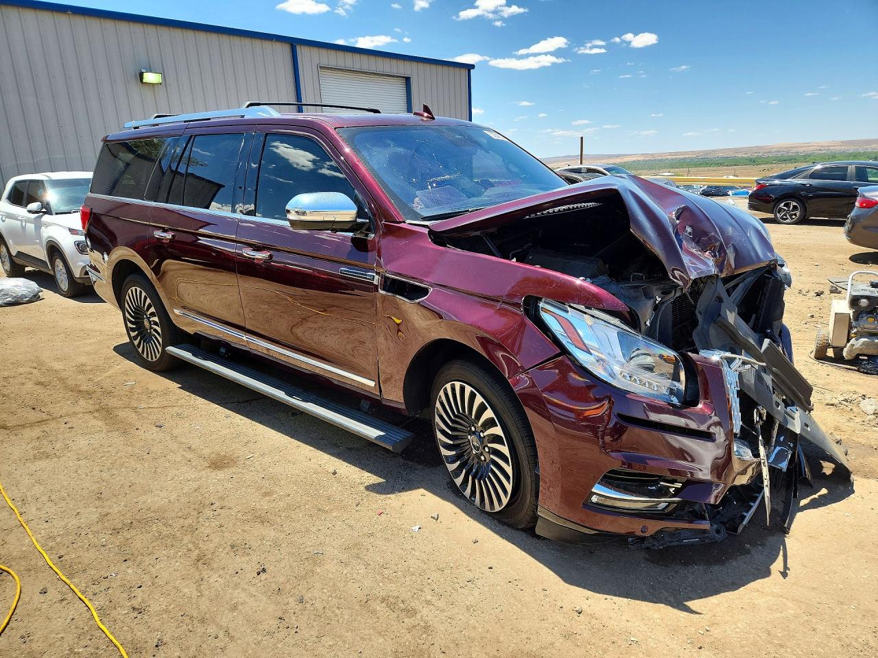 2019 Lincoln Navigator VIN 5LMJJ3TT9KEL16682 photo 4