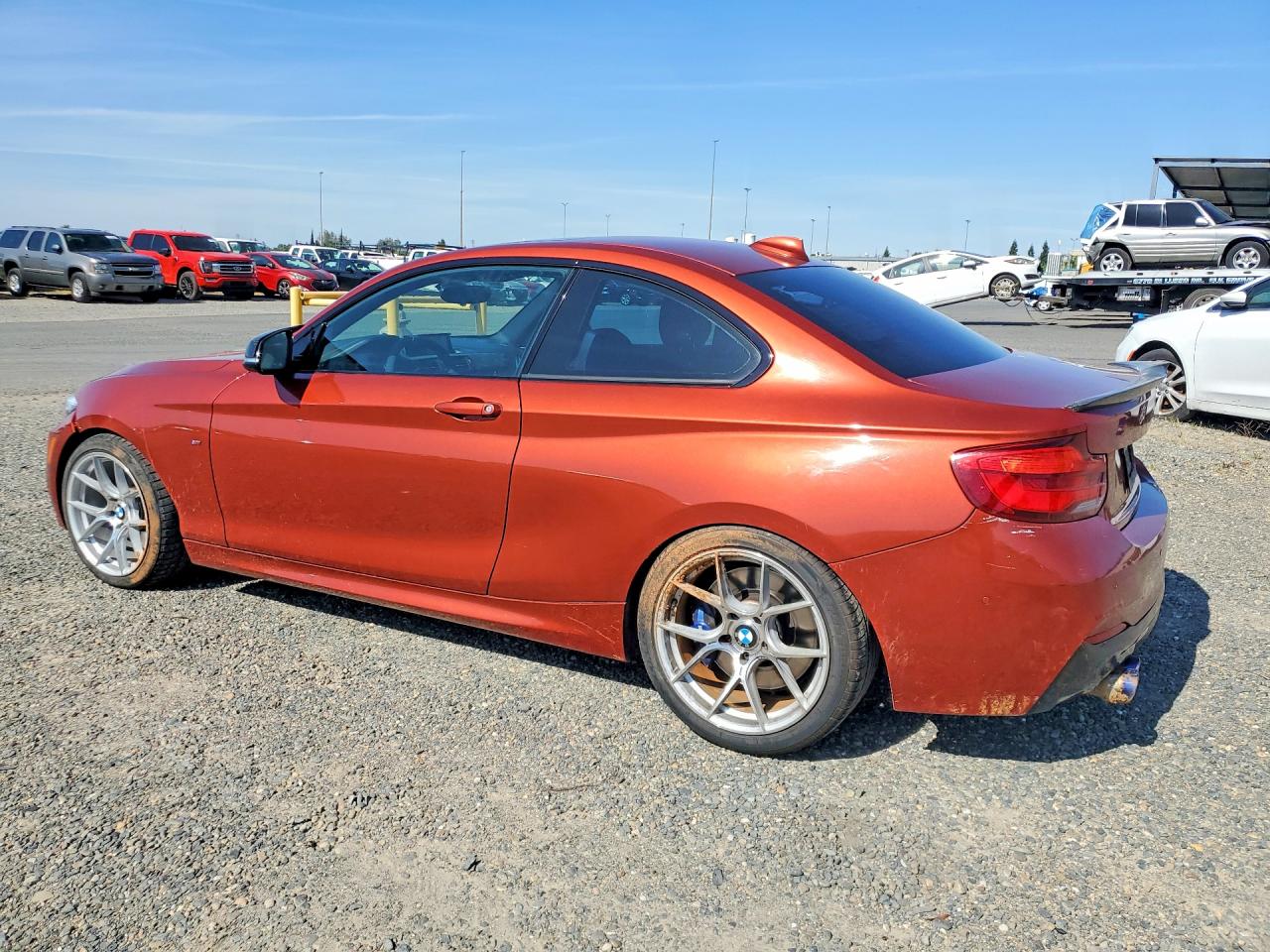 2018 BMW M2 VIN WBA2J5C51JVC07267 photo 2