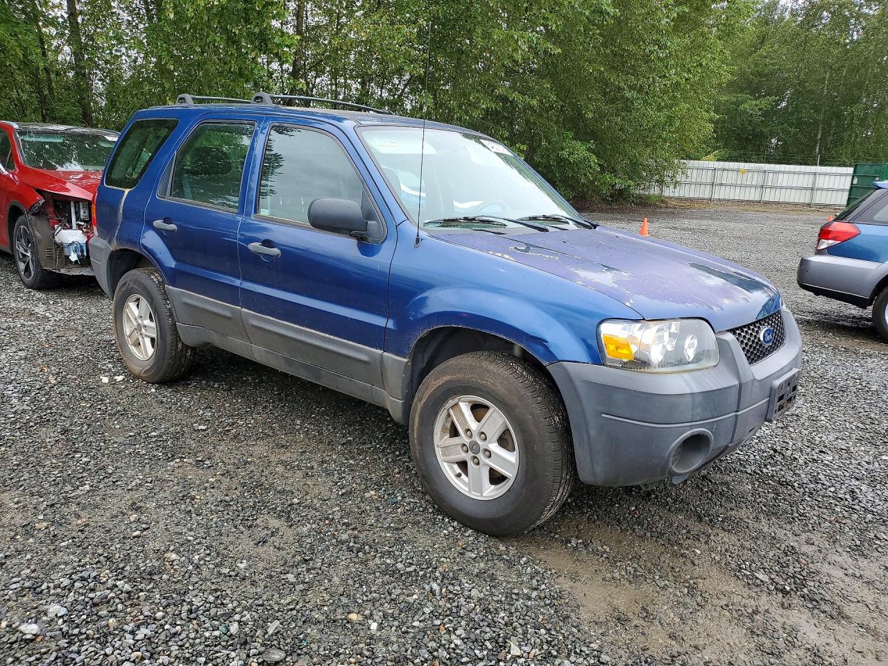 2007 Ford Escape VIN 1FMYU92Z67KA43808 photo 4