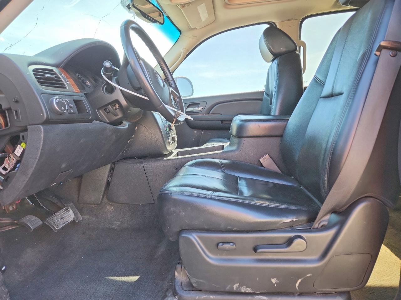 2007 GMC Yukon VIN 1GKFC16J17J207058 photo 7