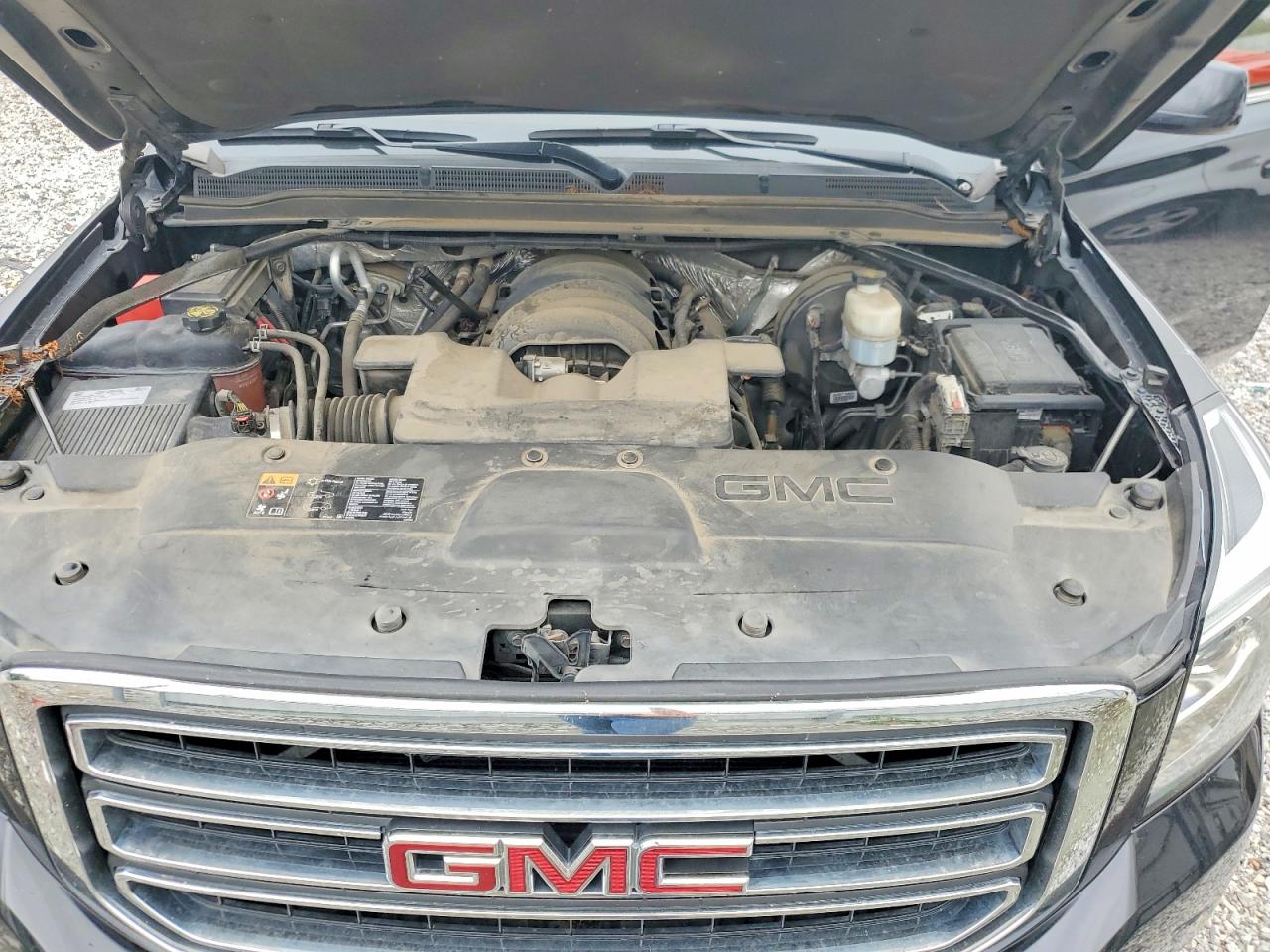 2016 GMC Yukon VIN 1GKS2BKC5GR417002 photo 12