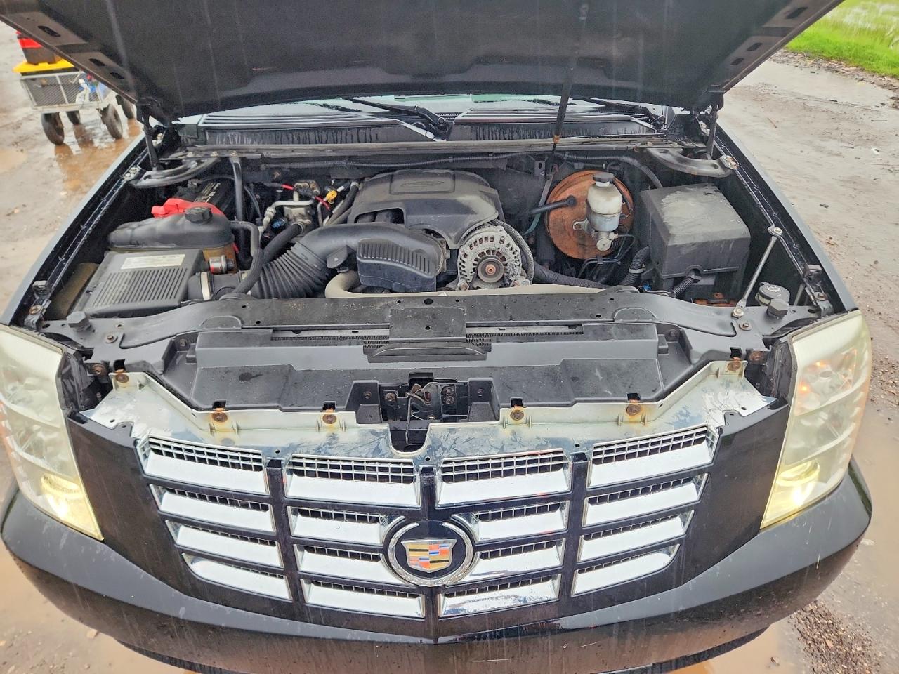 2008 Cadillac Escalade VIN 1GYFK66808R134240 photo 11