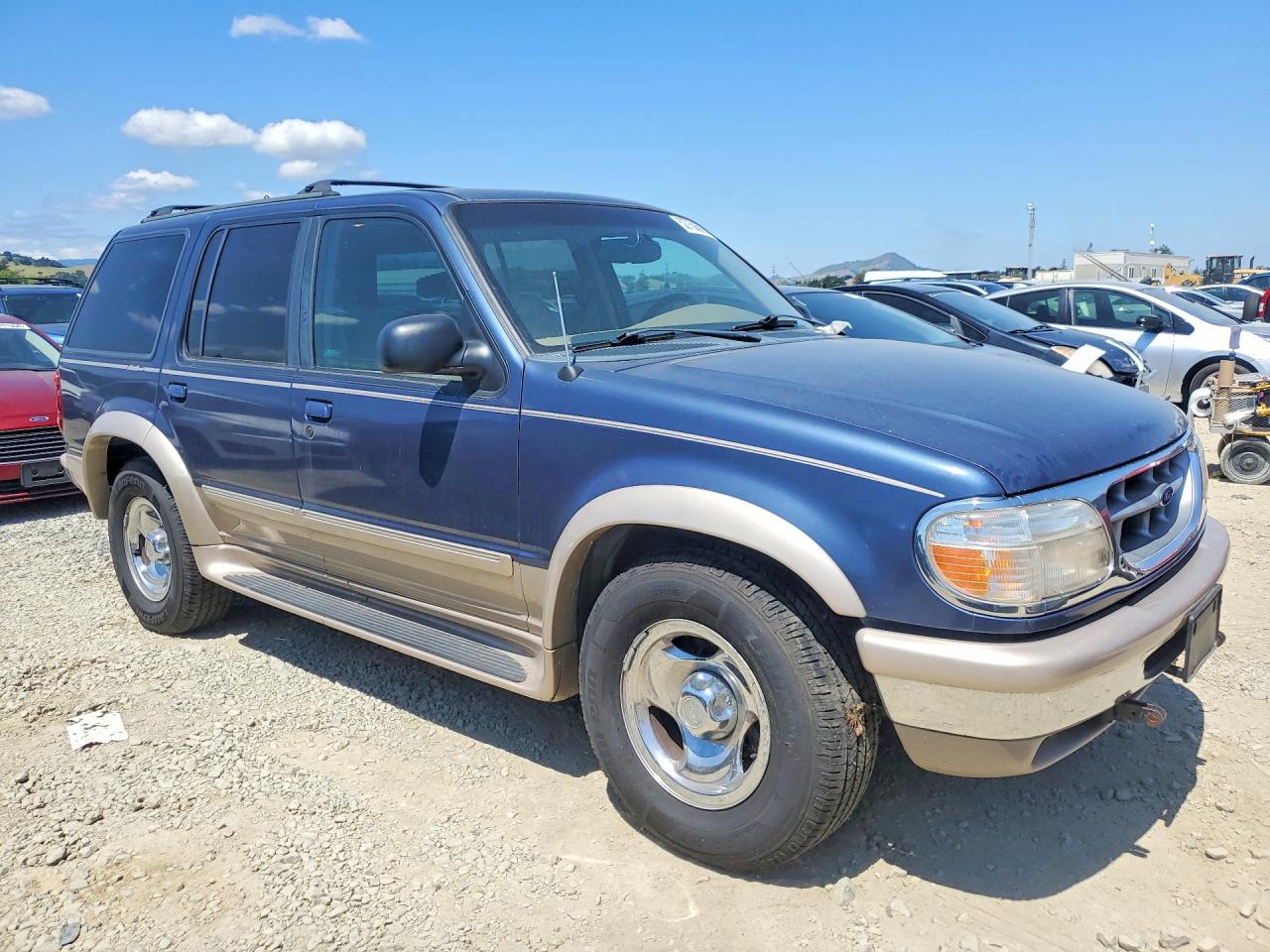 1998 Ford Explorer VIN 1FMZU34E9WZA88114 photo 4