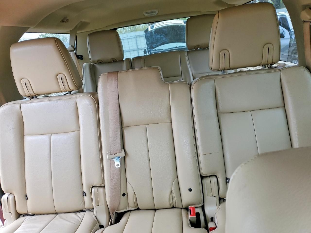 2013 Ford Expedition VIN 1FMJK1J56DEF01526 photo 10