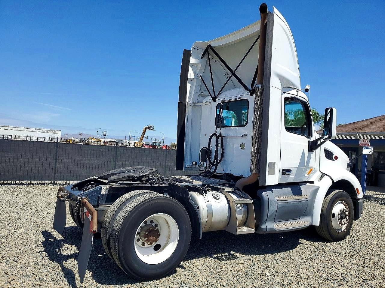 2019 PETERBILT All other VIN 1XPBA48XXKD622209 photo 4