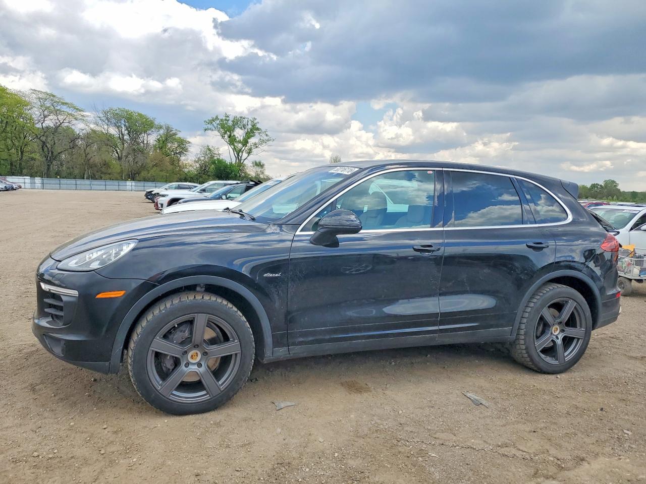2016 Porsche Cayenne VIN WP1AF2A26GLA40525 photo 1