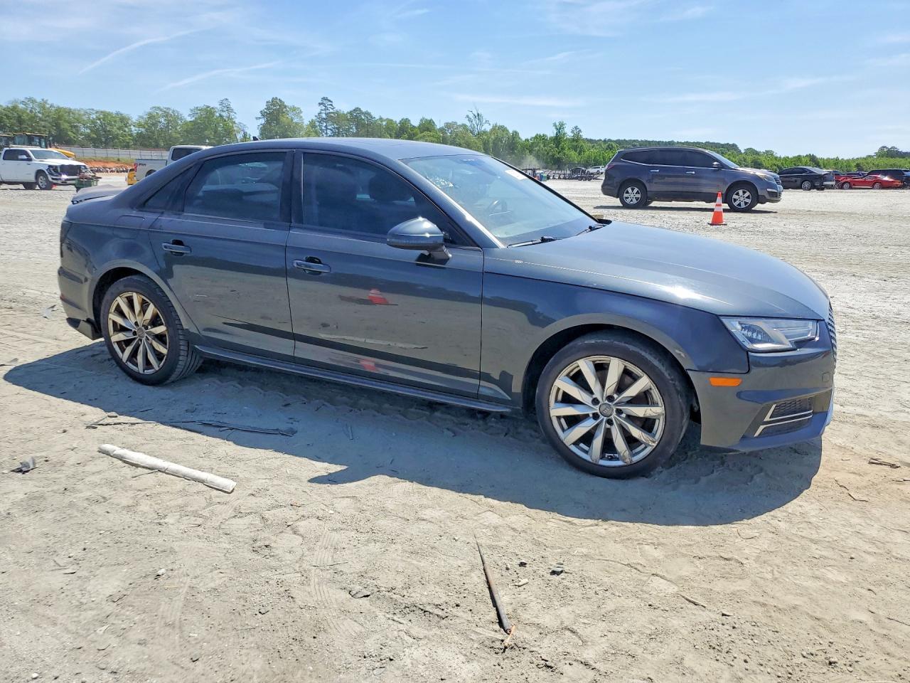 2018 Audi A4 VIN WAUKMAF4XJN018469 photo 4