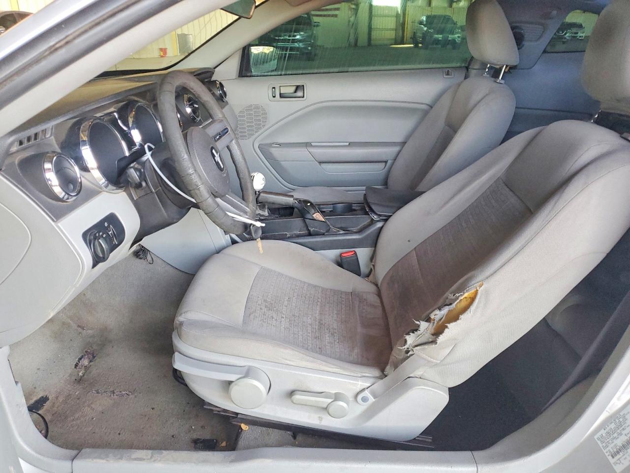 2006 Ford Mustang VIN 1ZVFT80N265236797 photo 7