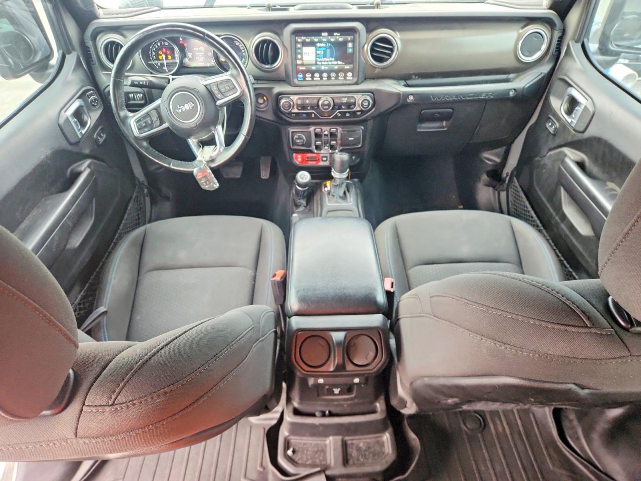 2021 Jeep Wrangler / VIN 1C4JJXR62MW643096 photo 8