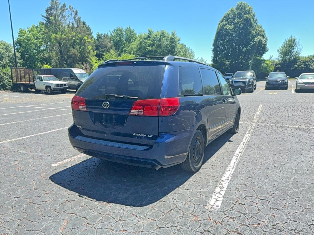2005 TOYOTA All models VIN 5TDZA23C95S362242 photo 4