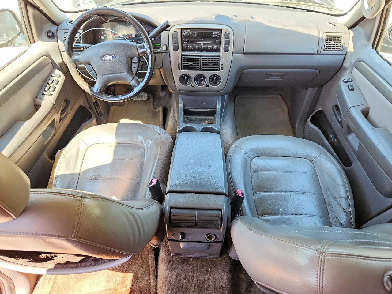 2004 Ford Explorer VIN 1FMZU63K94UB56396 photo 8