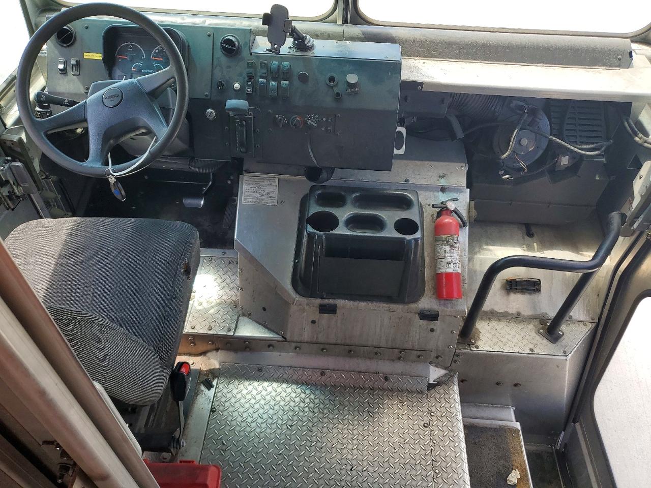 2020 FREIGHTLINER All other VIN 4UZAC2EA4LCMK0223 photo 8