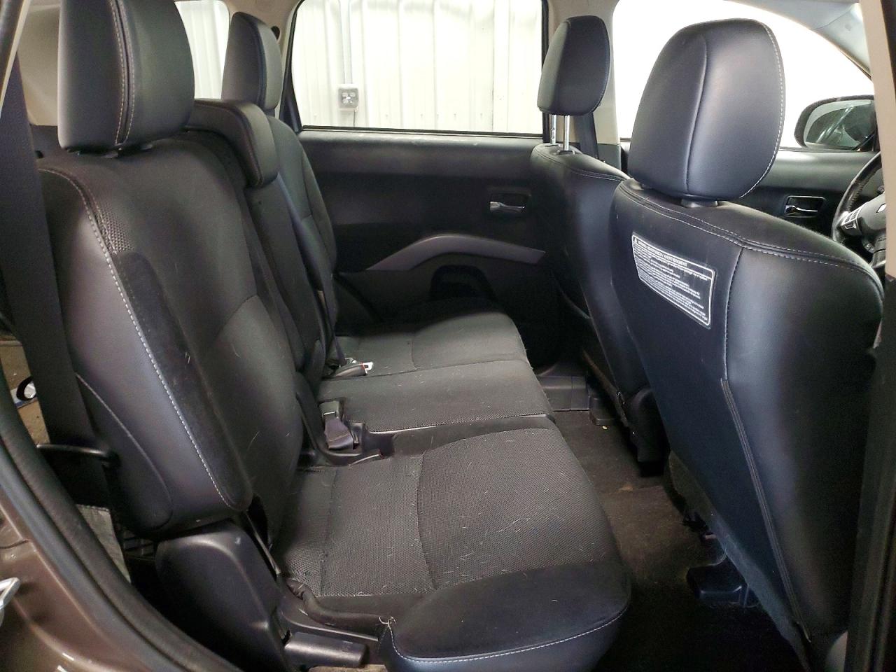 2013 Mitsubishi Outlander VIN JA4JT3AW7DU020948 photo 11