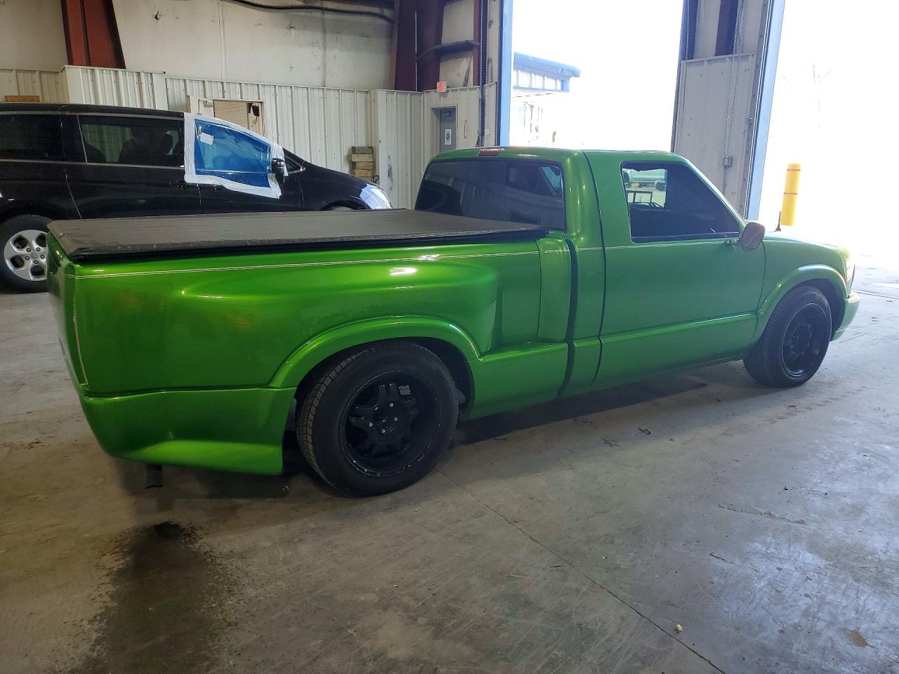 2000 GMC Sonoma VIN 1GTCS14W5YK270627 photo 3