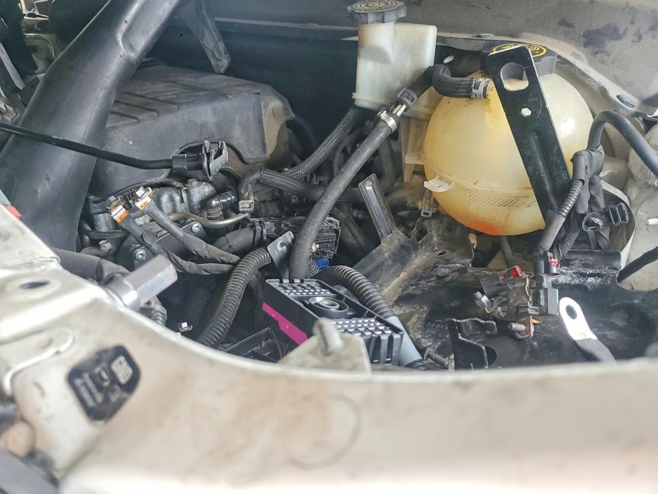2019 Chev Equinox VIN 3GNAXKEV0KS513526 photo 12