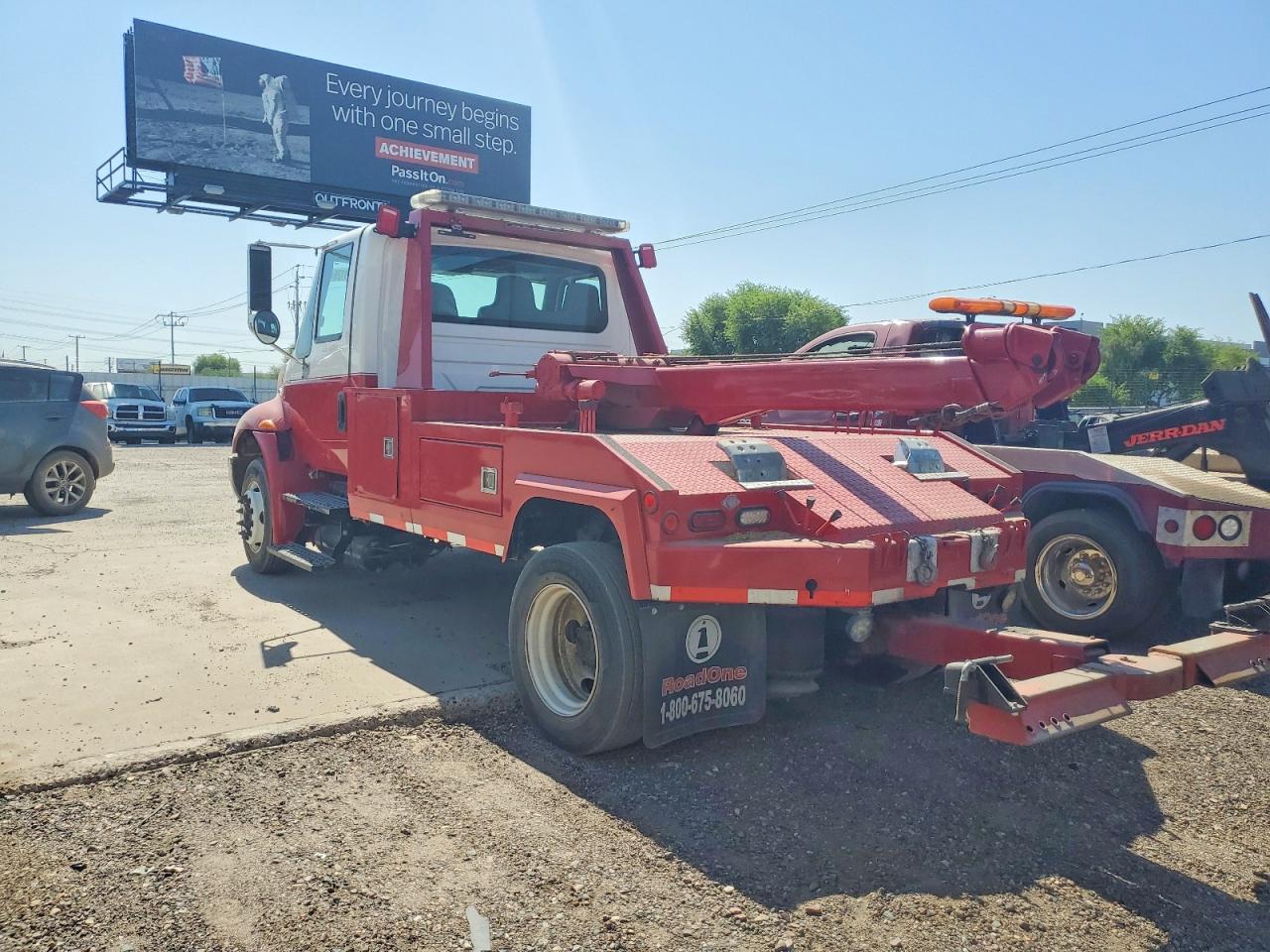 2005 INTERNATIONAL 4000 serie VIN 1HTMMAALX5H105970 photo 4