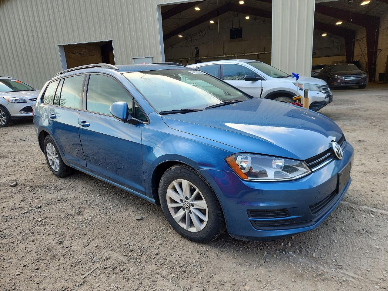 2016 Volkswagen Golf VIN 3VWA17AUXGM518214 photo 4