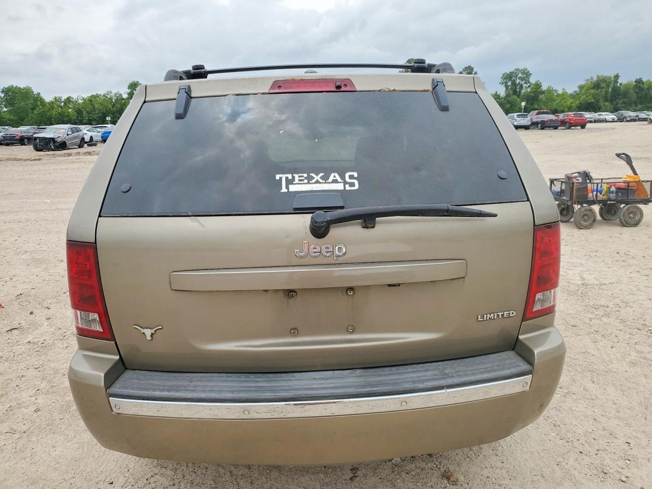 2005 JEEP Cherokee VIN 1J8HS58N85C696745 photo 6