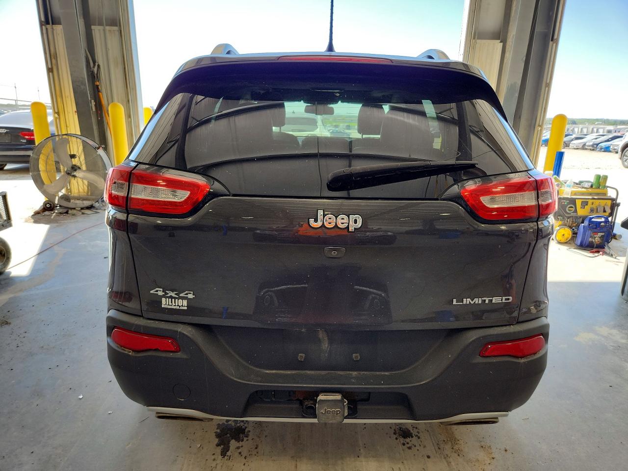 2015 Jeep Cherokee VIN 1C4PJMDS6FW681527 photo 6