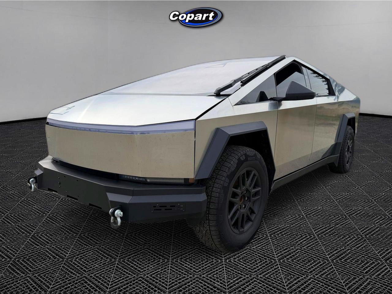 2024 Tesla Cybertruck VIN 7G2CEHEE3RA048554 photo 2