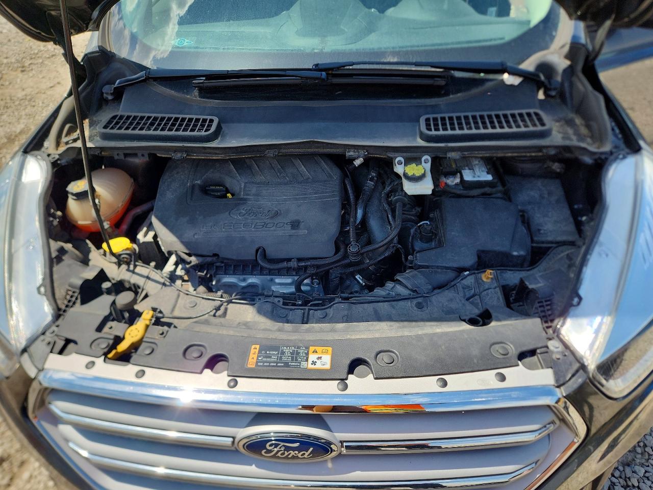 2018 Ford Escape VIN 1FMCU0GD6JUC57566 photo 12